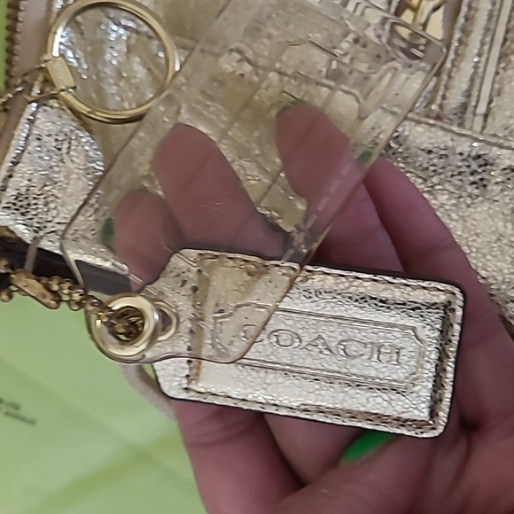 Coach Poppy Gold purse - Picture 3 of 7